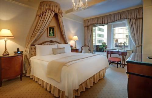 The bedroom of the Presidential Suite honoring Vladimir Horowitz has a private outdoor balcony attached.