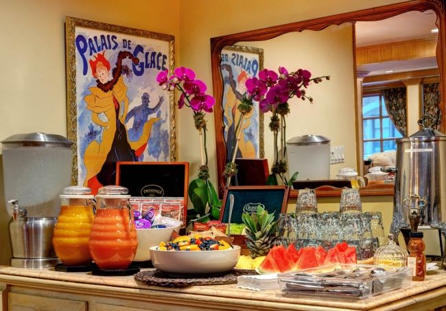 The complimentary continental breakfast at the Hotel Elysee includes pastries, bagels, muffins, fresh fruit, cold & hot cereal, boiled eggs, yogurt, juices, coffee, espresso, cappuccino and so much more!