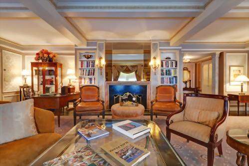 The Royal Suite honoring Vaclav Havel features a large dining table and a full kitchen.